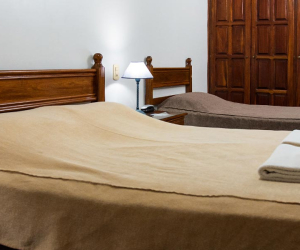 Habitaci&oacute;n Triple Matrimonioal