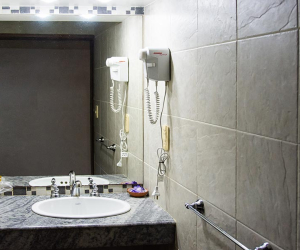 Habitaci&oacute;n Triple Matrimonioal