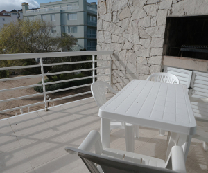 Tres Ambientes Duplex en SEA POINT