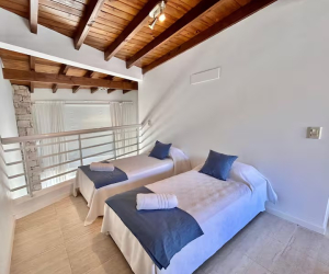 Tres Ambientes Duplex en SEA POINT