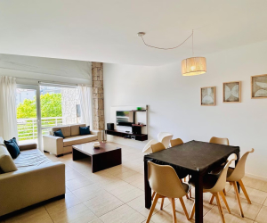 Tres Ambientes Duplex en SEA POINT